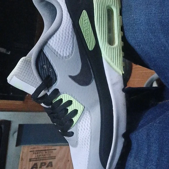 Nike AirMaxx | Shoes | Nike Air Max Limited Glow In The Dark 